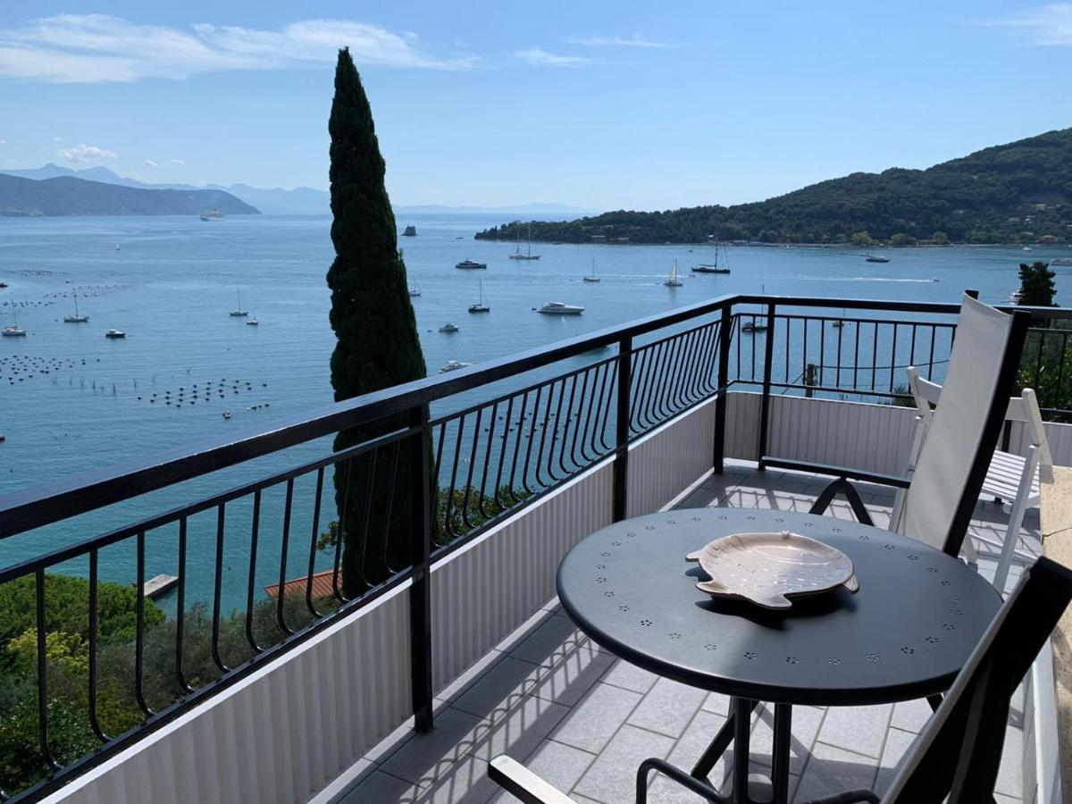 韦内雷港La Terrazza Sul Golfo公寓 外观 照片